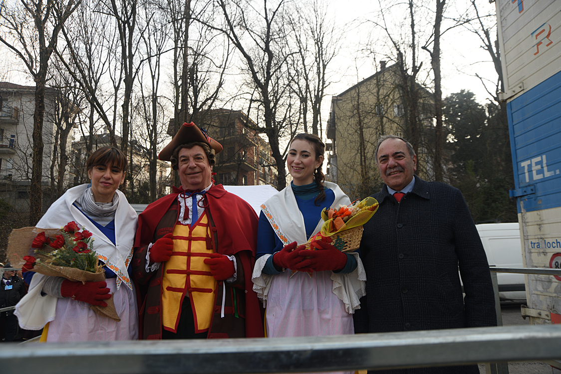 Sfilata carri Carnevale di Torino_074.jpg